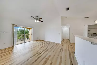5570 NW 61st St #930, Coconut Creek, FL 33073 - Photo 2