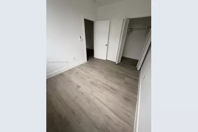 2330 NW 9 St #15, Miami, FL 33125 - Photo 4