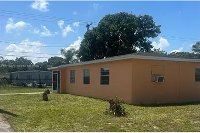 2925 NW 5th St, Fort Lauderdale, FL 33311 - Photo 2