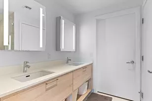 16385 Biscayne Blvd, North Miami Beach, FL 33160 - Photo 38
