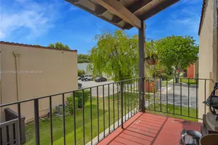 10786 N Kendall Dr, Miami, FL 33176 - Photo 14