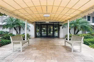 3200 N Palm Aire Dr, Pompano Beach, FL 33069 - Photo 18