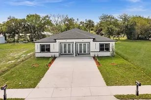 313 13th S St, Fort Pierce, FL 34950 - Photo 2