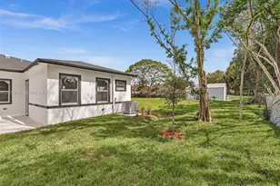 313 13th S St, Fort Pierce, FL 34950 - Photo 84