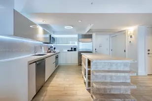 102 24th St, Miami Beach, FL 33139 - Photo 14