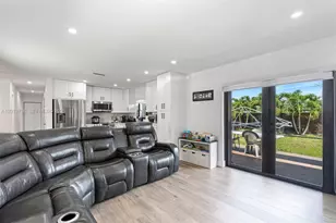9460 Haitian Dr, Cutler Bay, FL 33189 - Photo 6