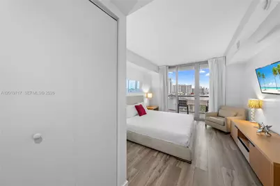 2602 E Hallandale Beach Blvd #R703, Hallandale Beach, FL 33009 - Photo 28