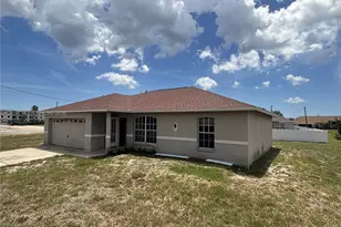 510 SW 25th Pl, Cape Coral, FL 33991 - Photo 1