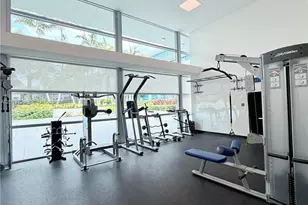 2950 NE 188th St, Aventura, FL 33180 - Photo 24