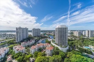 3000 Island Blvd, Aventura, FL 33160 - Photo 34