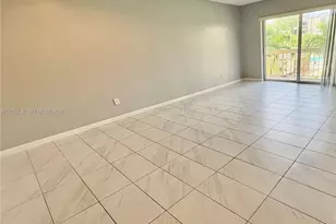 7815 N Camino Real, Miami, FL 33143 - Photo 1