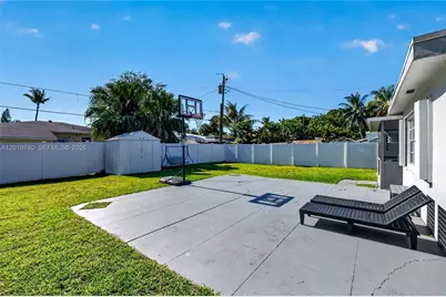 413 SW 5th Ave, Hallandale Beach, FL 33009 - Photo 26