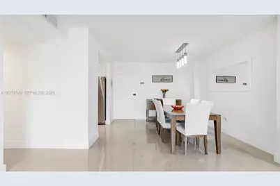 300 Bayview Dr #307, Sunny Isles Beach, FL 33160 - Photo 4