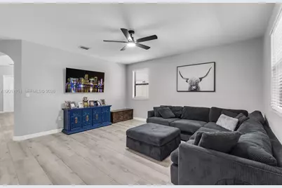 633 SE 35th Ter, Homestead, FL 33033 - Photo 16