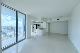 185 SW 7th St, Miami, FL 33130 - Photo 4
