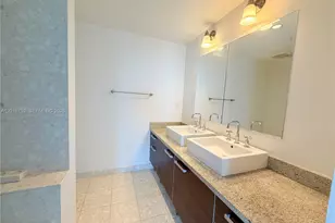185 SW 7th St, Miami, FL 33130 - Photo 10