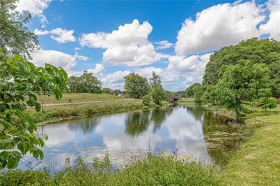 5201 Yellow Pine Ln #0, Tamarac, FL 33319 - Photo 32