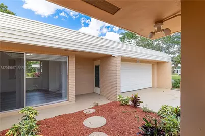 5201 Yellow Pine Ln #0, Tamarac, FL 33319 - Photo 28