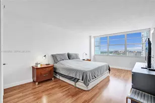 18021 Biscayne Blvd, Aventura, FL 33160 - Photo 12