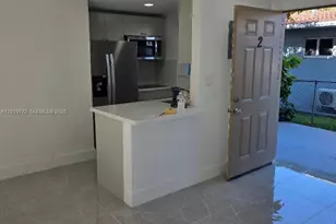 340 W 19th St, Hialeah, FL 33010 - Photo 4