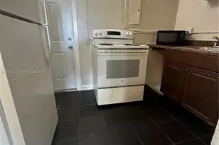 26510 SW 138th Ave, Homestead, FL 33032 - Photo 8