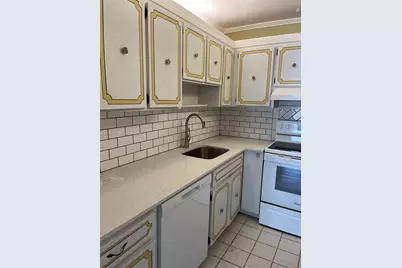 17051 NE 35th Ave #202, North Miami Beach, FL 33160 - Photo 4