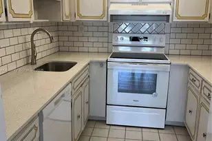 17051 NE 35th Ave, North Miami Beach, FL 33160 - Photo 2