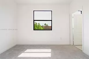 21035 NE 8th Ave, Miami, FL 33179 - Photo 14