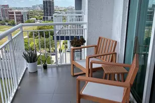 275 NE 18th St, Miami, FL 33132 - Photo 16