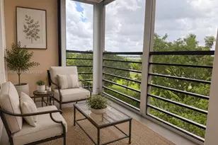 1100 St Charles Pl, Pembroke Pines, FL 33026 - Photo 32