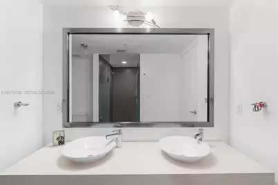 92 SW 3rd St #2104, Miami, FL 33130 - Photo 30