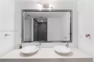 92 SW 3rd St, Miami, FL 33130 - Photo 30