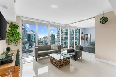 92 SW 3rd St #2104, Miami, FL 33130 - Photo 4