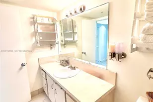 18601 NE 14th Ave, Miami, FL 33179 - Photo 24