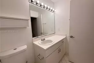 2078 Madeira Dr, Weston, FL 33327 - Photo 20