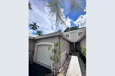 2078 Madeira Dr #0, Weston, FL 33327 - Photo 2
