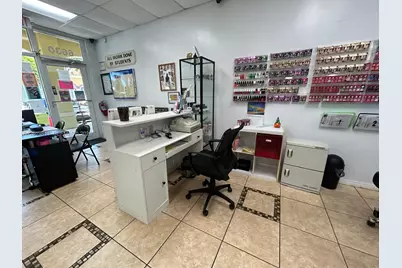 6630 Stirling Rd, Davie, FL 33024 - Photo 6