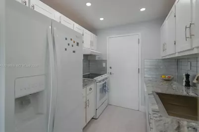 17800 Atlantic Blvd #PH9, Sunny Isles Beach, FL 33160 - Photo 8
