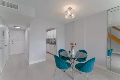 17800 Atlantic Blvd #PH9, Sunny Isles Beach, FL 33160 - Photo 6