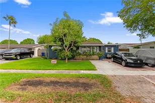 9452 SW 52nd Ct, Cooper City, FL 33328 - Photo 2