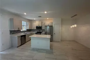 2355 SE 10th St, Homestead, FL 33035 - Photo 12