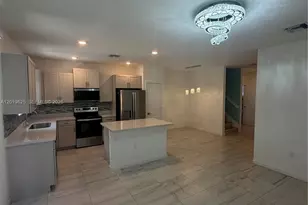 2355 SE 10th St, Homestead, FL 33035 - Photo 10