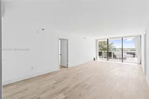 20505 E Country Club Dr, Aventura, FL 33180 - Photo 4