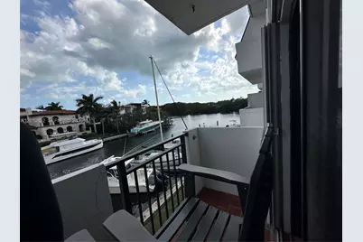 6901 Edgewater Dr #317, Coral Gables, FL 33133 - Photo 4