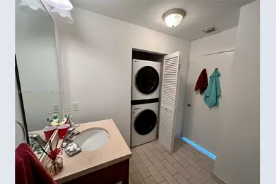 79 SW 12th St #2903-S, Miami, FL 33130 - Photo 18