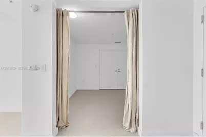 1900 N Bayshore Dr #3216, Miami, FL 33132 - Photo 8