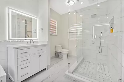 15632 NW 79th Ct, Miami Lakes, FL 33016 - Photo 28