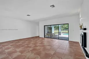 16610 Royal Poinciana Ct, Weston, FL 33326 - Photo 12