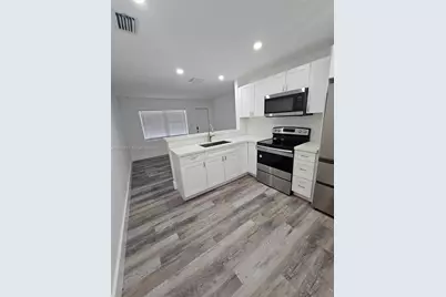 2030 Taylor St #2030, Hollywood, FL 33020 - Photo 2