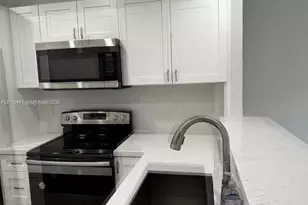 2030 Taylor St, Hollywood, FL 33020 - Photo 8